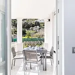 Maison Blue * カプリ