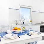 アパート Maison Blue カプリ