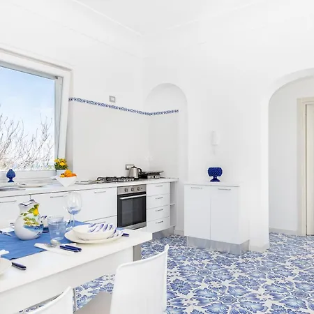 Apartment Maison Blue Capri