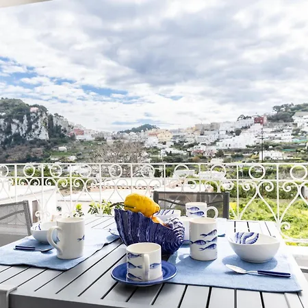 Maison Blue Apartment