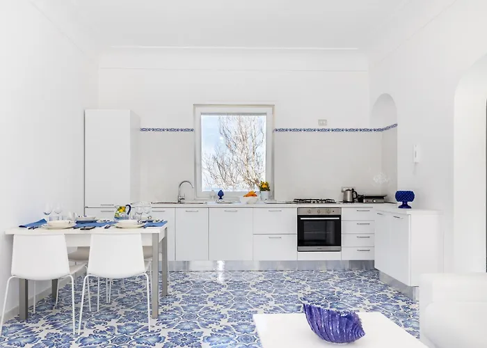 Maison Blue * קאפרי