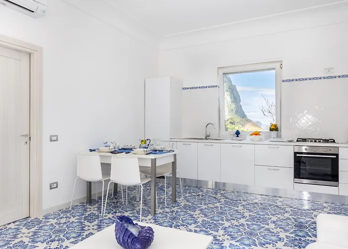 Maison Blue קאפרי